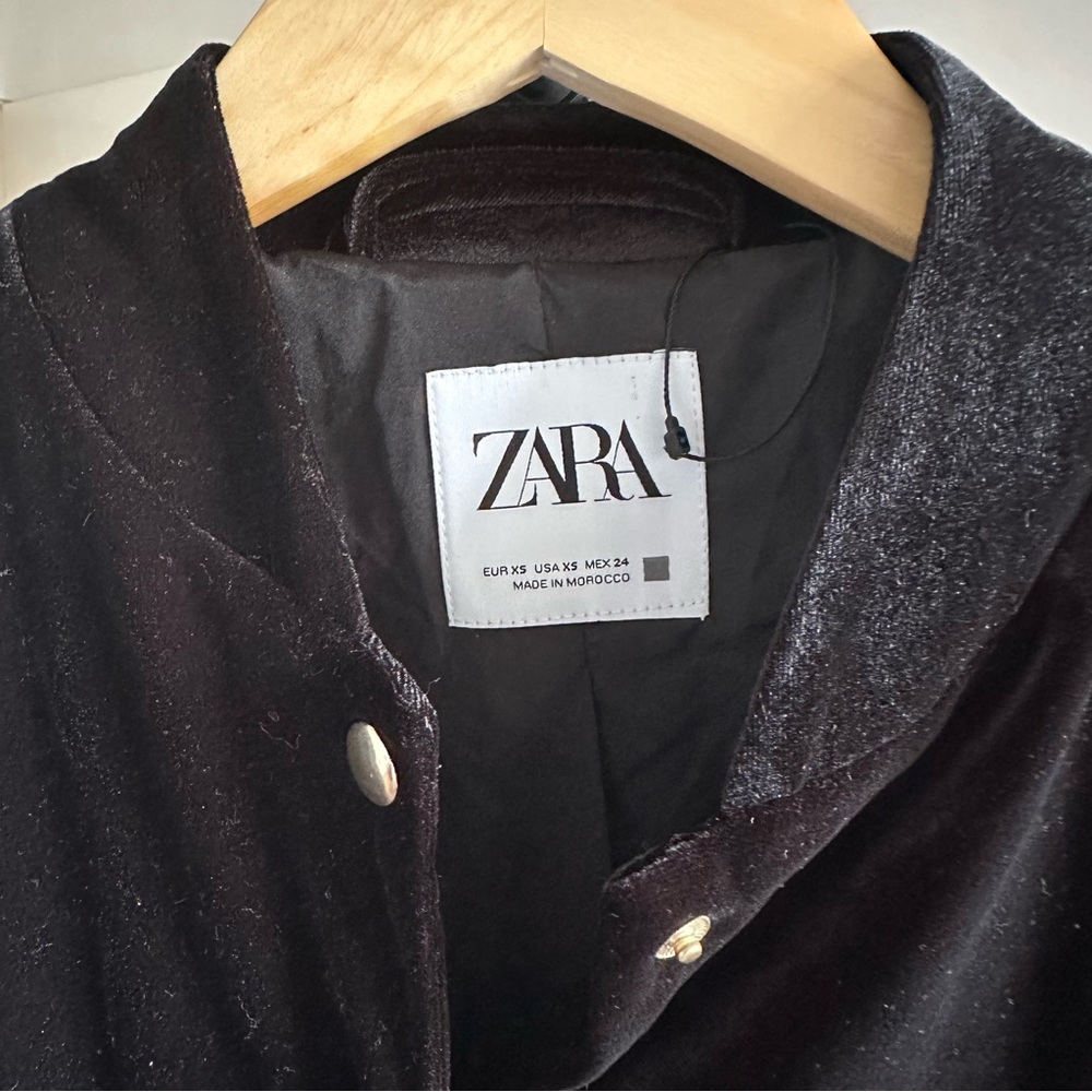 Zara Women's Black Velvet Bomber Jacket XS - Picture 5 of 5